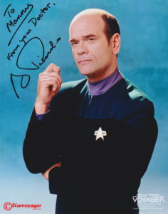 stm16-02_Robert Picardo AG a